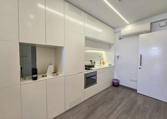 Centre * 니코시아